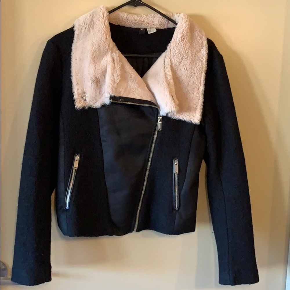 H&M Textured Navy Jacket w/ Cream Faux Fur Collar